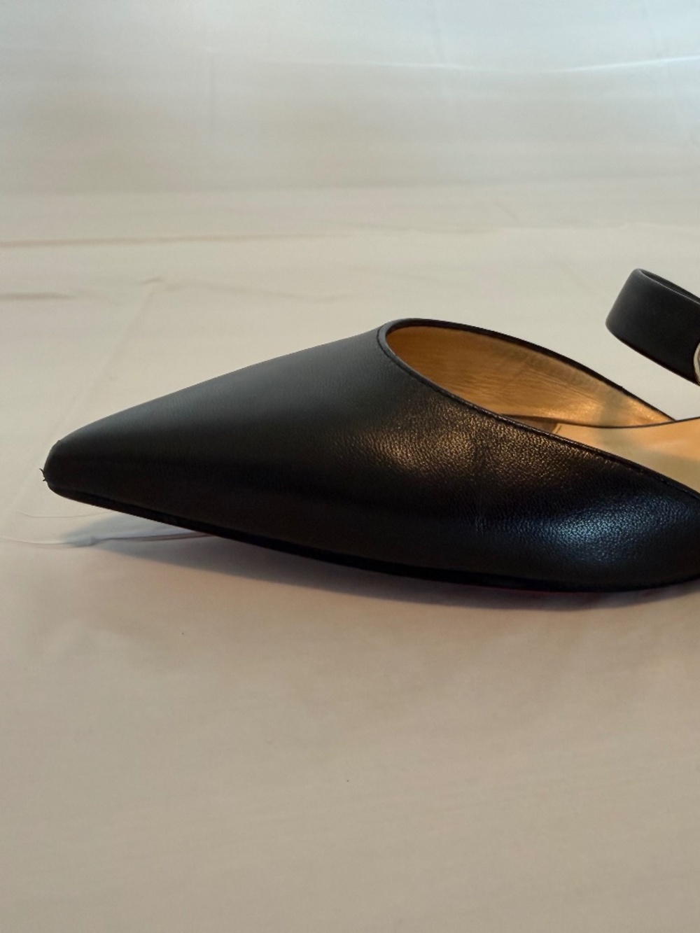 Christian Louboutin Choc Lock Flat Nappa - Picture 6 of 8